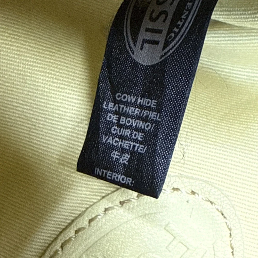 Fossil Sutter Leather Crossbody Bag Shoulder Purse‎ Messenger Pale Yellow Y2K